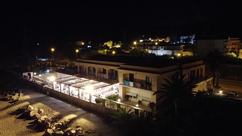 Hotel Ristorante La Lampara Gizzeria Exteriér fotografie